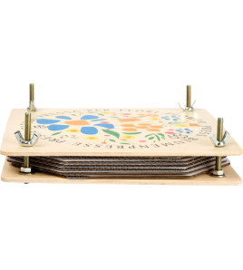 Drevený lis na kvety a listy