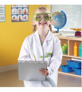 Veda v škôlke - vedecký plášť a okuliare pre malých vedcov